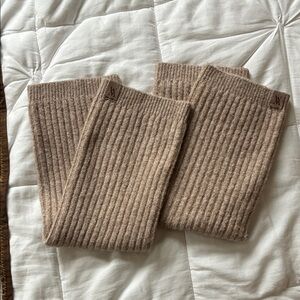 Vivaia Ribbed Beige Leg Warmers